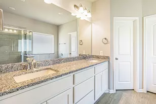 212 Forest Park Dr, West Columbia, TX 77486 - Photo 20