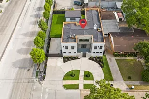 10070 Cedardale Dr, Houston, TX 77055 - Photo 34