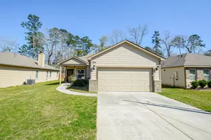 805 Willow Ave, Cleveland, TX 77327 - Photo 2