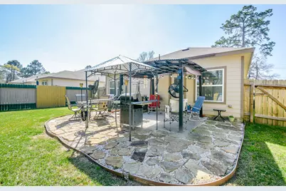 805 Willow Avenue, Cleveland, TX 77327 - Photo 30