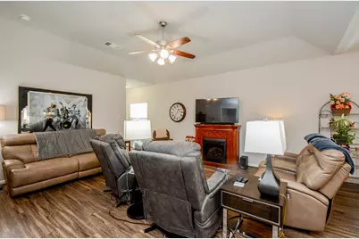 805 Willow Avenue, Cleveland, TX 77327 - Photo 8