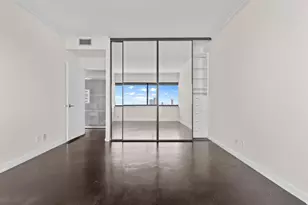 5000 Montrose Blvd, Houston, TX 77006 - Photo 10
