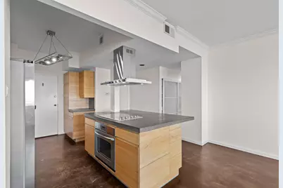 5000 Montrose Boulevard #16B, Houston, TX 77006 - Photo 2