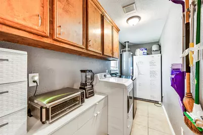 1608 Dabney Drive, Pasadena, TX 77502 - Photo 14