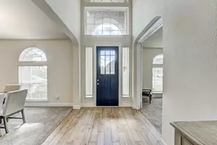 219 Bentwater Ln, Clute, TX 77531 - Photo 6