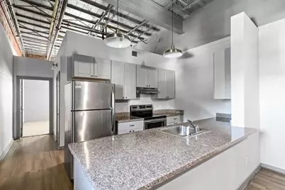 612 W Texas Avenue Unit 210, Baytown, TX 77520 - Photo 1