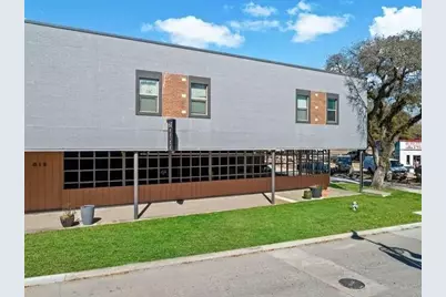 612 W Texas Avenue Unit 210, Baytown, TX 77520 - Photo 2