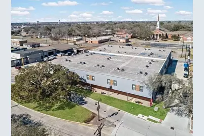 612 W Texas Avenue Unit 210, Baytown, TX 77520 - Photo 10