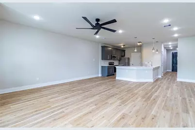 9101 Noel Street #B, Houston, TX 77033 - Photo 4