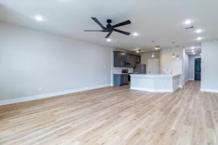 9101 Noel St, Houston, TX 77033 - Photo 4