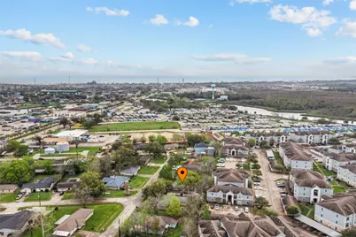 1215 Esther Street, Kemah, TX 77565 - Photo 24