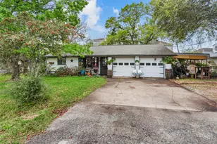 1215 Esther St, Kemah, TX 77565 - Photo 1