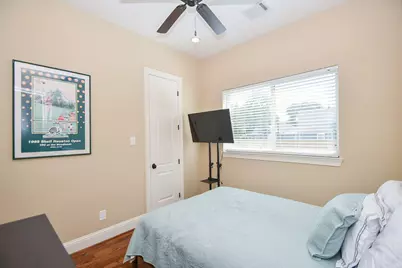 1126 W 16th Street #B, Houston, TX 77008 - Photo 8
