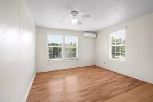 4233 Du Pont St, Houston, TX 77021 - Photo 8