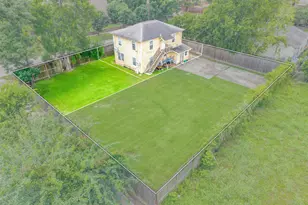 4233 Du Pont St, Houston, TX 77021 - Photo 4