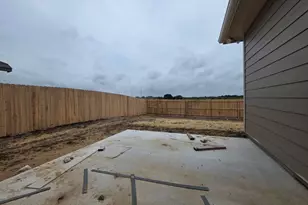 1498 Lk Rdg Dr, Brenham, TX 77833 - Photo 14