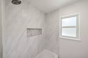 6107 Golden Forest Dr, Houston, TX 77092 - Photo 24