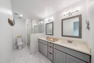 6107 Golden Forest Dr, Houston, TX 77092 - Photo 22