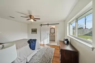 6107 Golden Forest Dr, Houston, TX 77092 - Photo 18