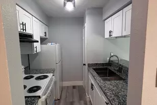 8406 Detroit St, Houston, TX 77017 - Photo 10