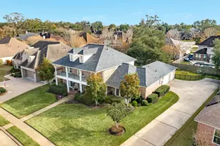 204 Arrowhead Dr, Lake Jackson, TX 77566 - Photo 34