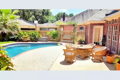 3814 Bayou Bend Court, Sugar Land, TX 77479 - Photo 6