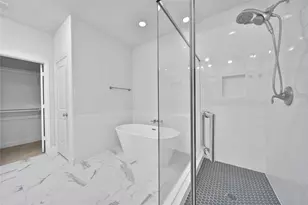 819 W 20th St, Houston, TX 77008 - Photo 20