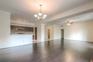 4515 Briar Hollow Pl, Houston, TX 77027 - Photo 6