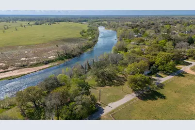 160 Burford Street, Columbus, TX 78934 - Photo 1