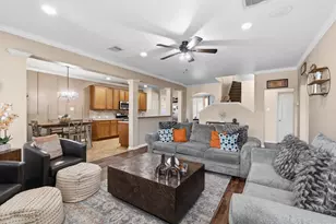 1319 Collier Point Ln, Fresno, TX 77545 - Photo 6