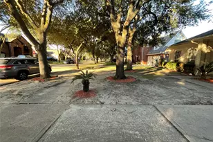 17322 Kiowa River Ln, Houston, TX 77095 - Photo 2