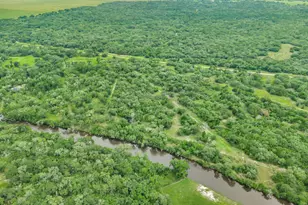 4600 Fm 1862 Rd, Palacios, TX 77465 - Photo 10