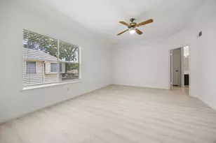 211 Aberdeen St, Stafford, TX 77477 - Photo 16
