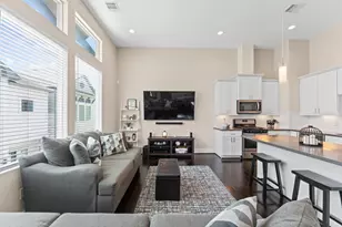 2422 Cochran St, Houston, TX 77009 - Photo 10