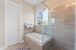 2422 Cochran St, Houston, TX 77009 - Photo 24