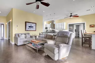 334 Sunset Dr, Livingston, TX 77351 - Photo 8