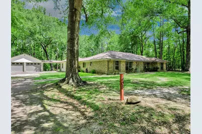 408 W Eucalyptus Street, Village Mills, TX 77663 - Photo 1