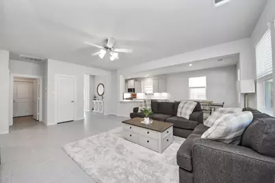 297 Gallant Fox Way, New Caney, TX 77357 - Photo 6