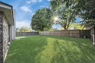 11918 Helene Ct, Pinehurst, TX 77362 - Photo 4