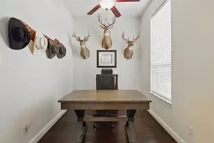 2114 Holly Manor Ct, Katy, TX 77493 - Photo 6