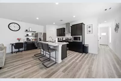 3218 Crown Gate Drive, Houston, TX 77047 - Photo 4