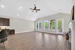 3415 Mckinney Ridge Dr, Houston, TX 77059 - Photo 12