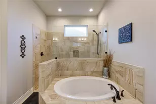 441 Hunters Xing Dr, Sealy, TX 77474 - Photo 22