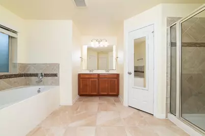 15615 Whispering Green Dr, Cypress, TX 77429 - Photo 20