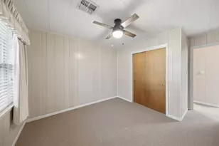 201 S Dixie St, Brenham, TX 77833 - Photo 20