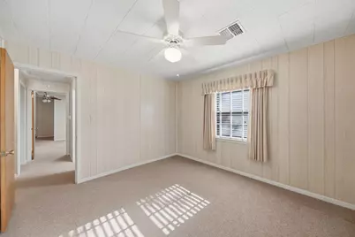 201 S Dixie Street, Brenham, TX 77833 - Photo 14