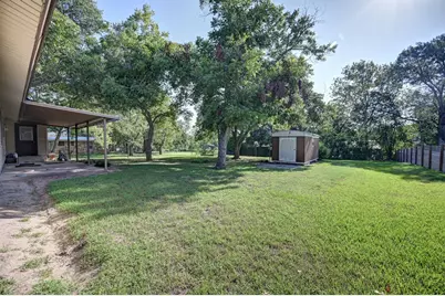 201 S Dixie Street, Brenham, TX 77833 - Photo 30