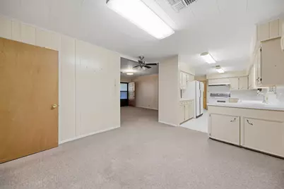 201 S Dixie Street, Brenham, TX 77833 - Photo 22