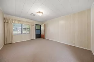 201 S Dixie St, Brenham, TX 77833 - Photo 6