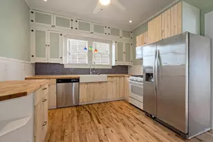 1710 Avenue O, Galveston, TX 77550 - Photo 8